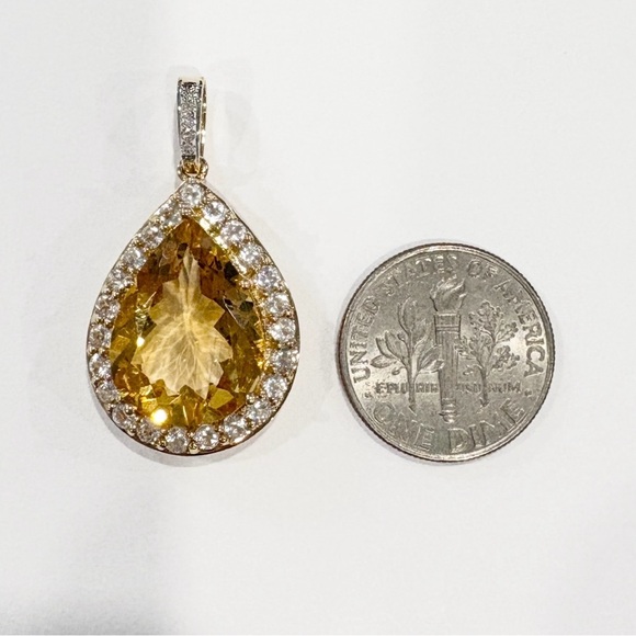 Vintage 10K Gold Citrine Teardrop Pendant: Cubic Zirconia Halo - Picture 11 of 12